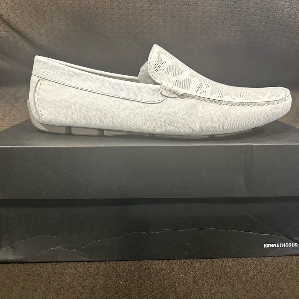 Kenneth Cole Cream Slip-On Loafers for Men